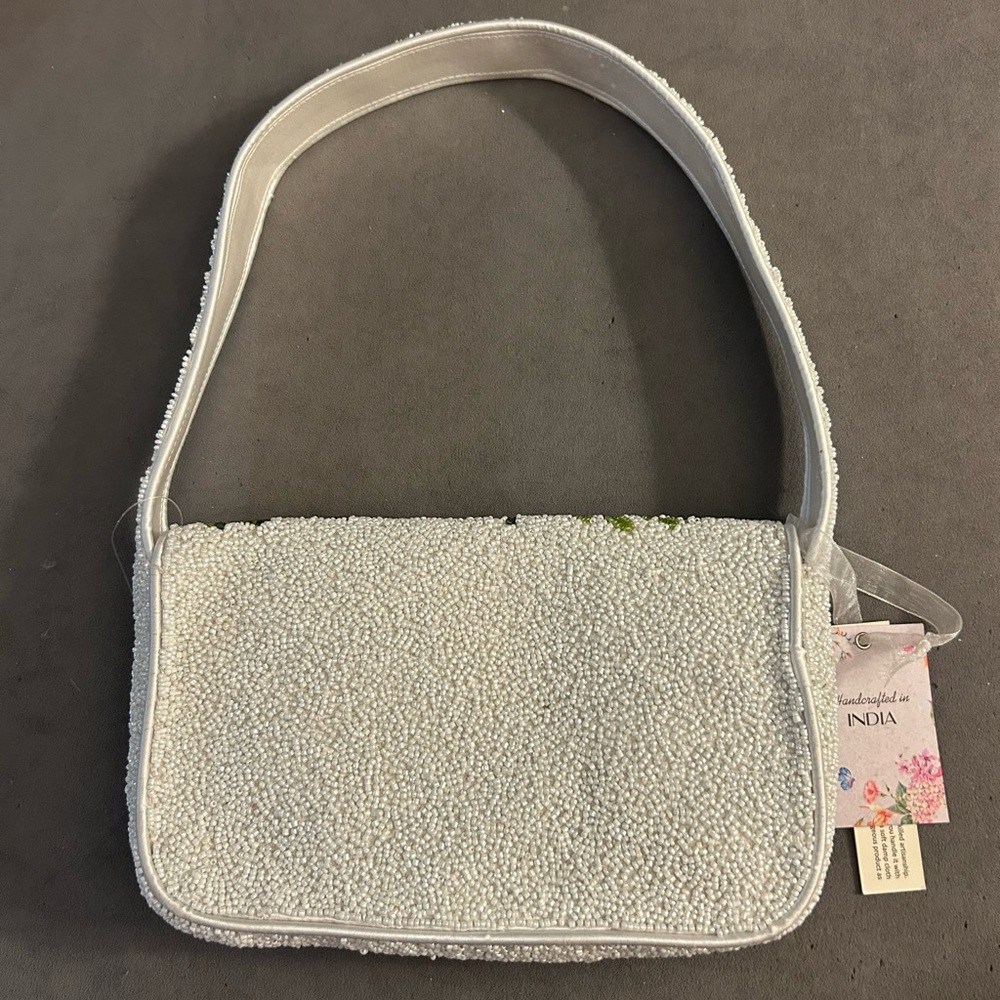 Beaded Plants White and Green Women's Shoulder Bag — NWT! VIRAL! - Picture 2 of 4